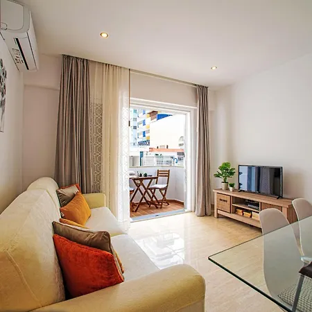 Apartament Seaside Getaways By Interhome